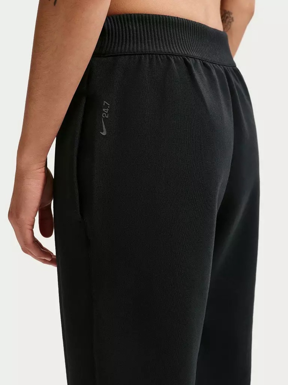 24.7 Nike Mid Rise Impossibly Soft Joggers